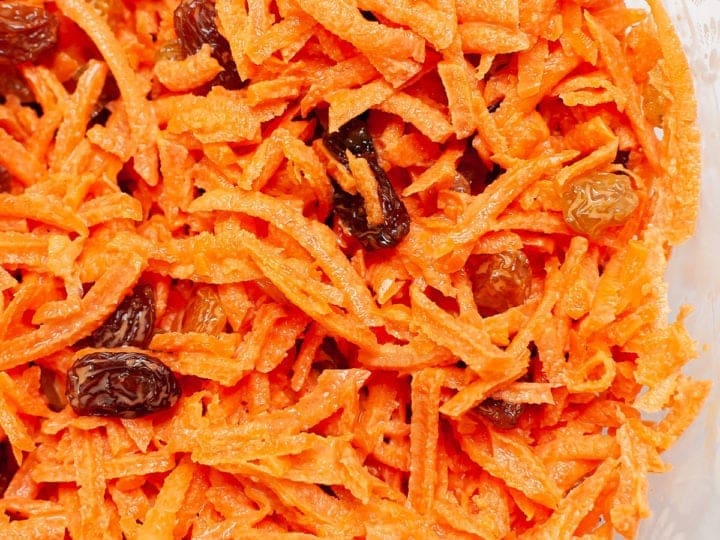 Old-Fashioned Carrot and Raisin Salad