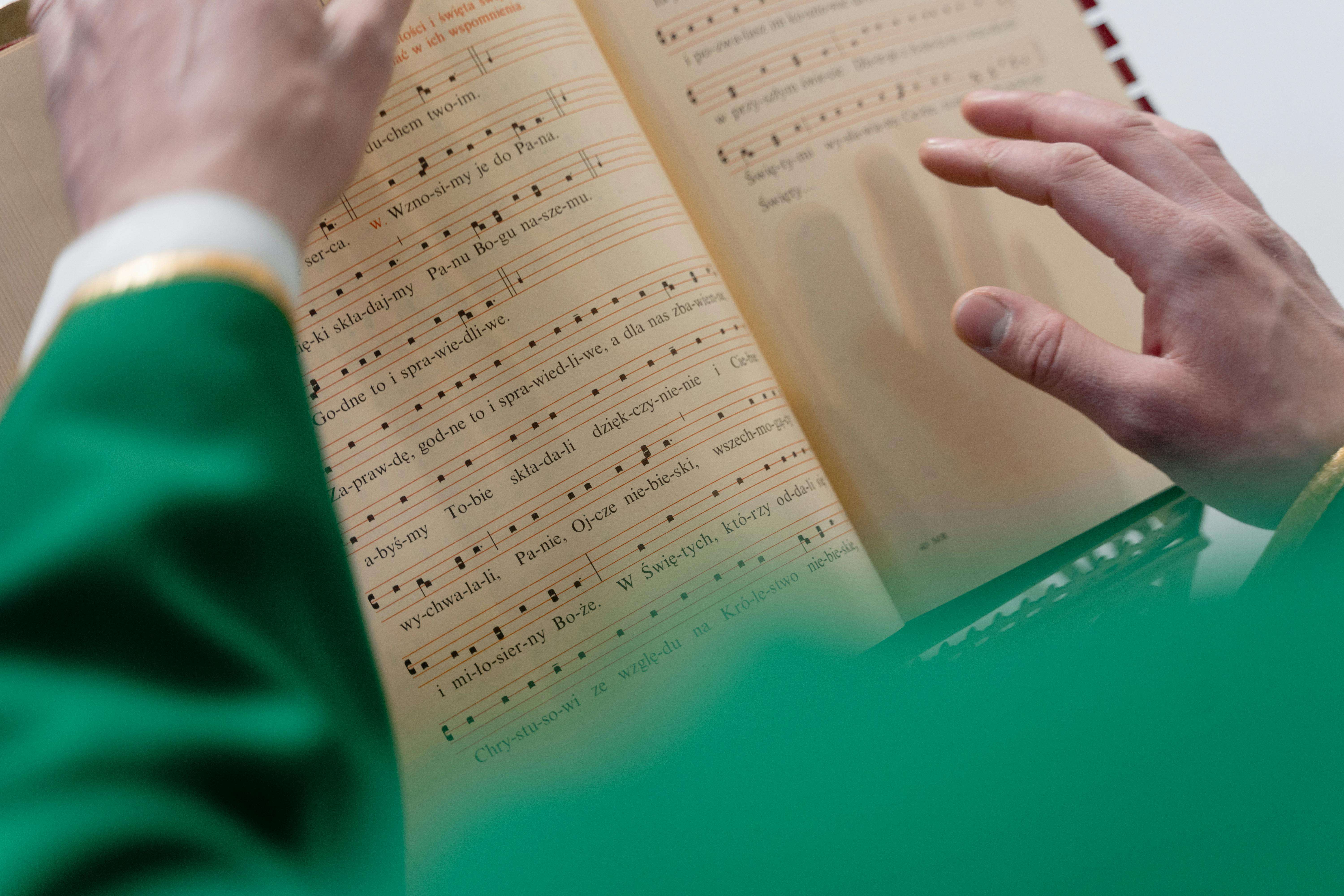 irish funeral hymns